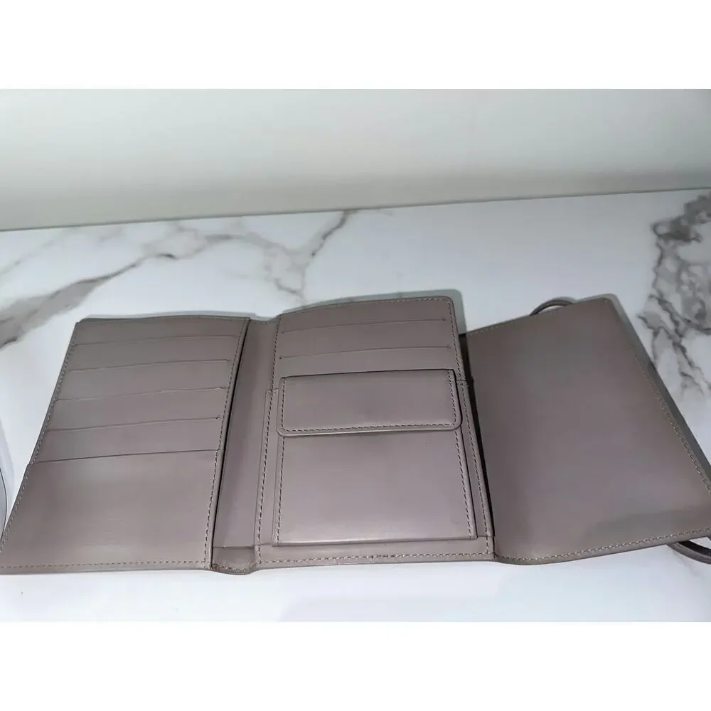 Louis Vuitton Taupe Leather Epi Wallet - Elegant and Stylish